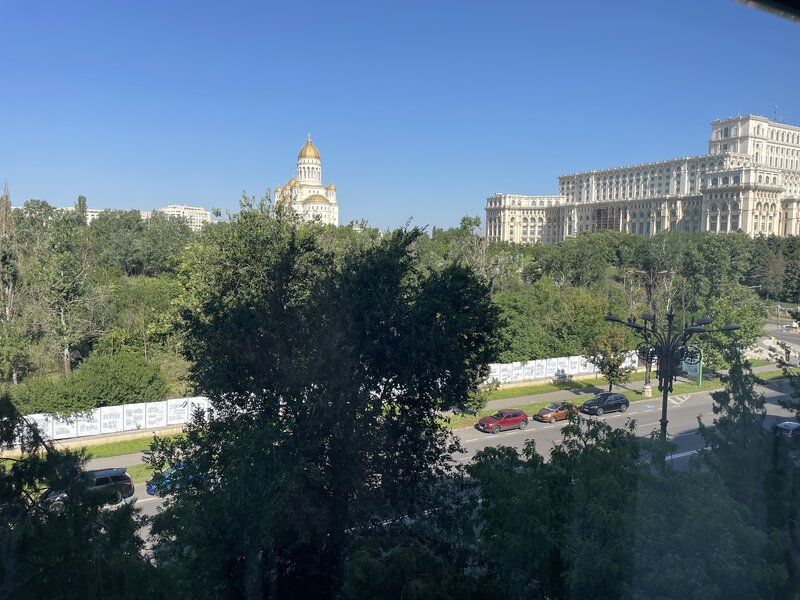 unirii,palatul parlamentului,bulevardul libertatii,sri,